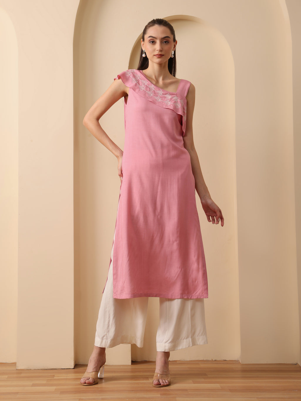 Rosetan pink hand embroidered kurta with flare pant