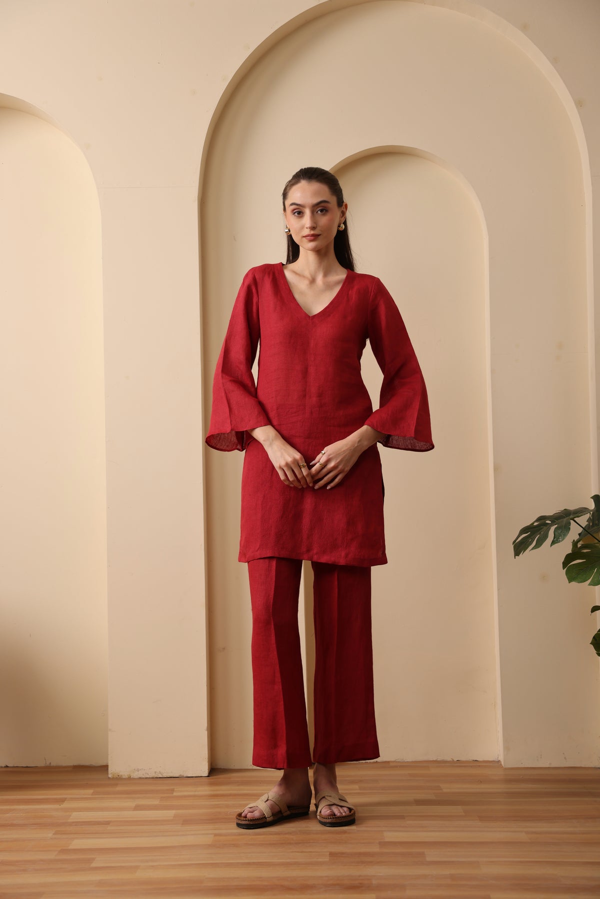 Saoirse Merlot deep red kurta with pant set of 2