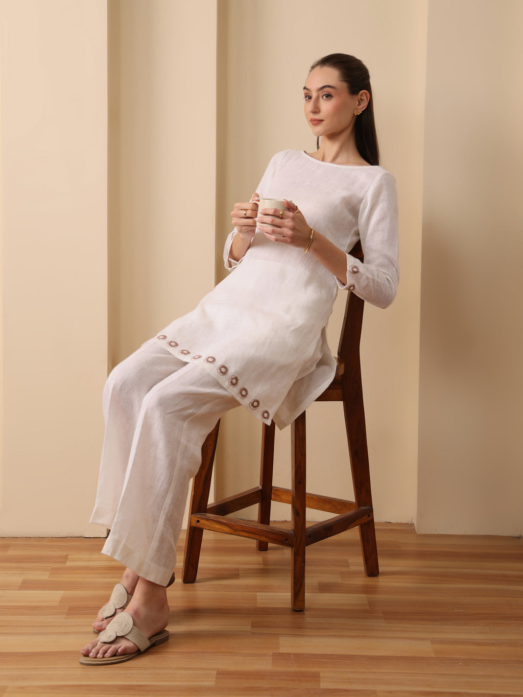Off white lenin embroidered boat neck kurta with pant