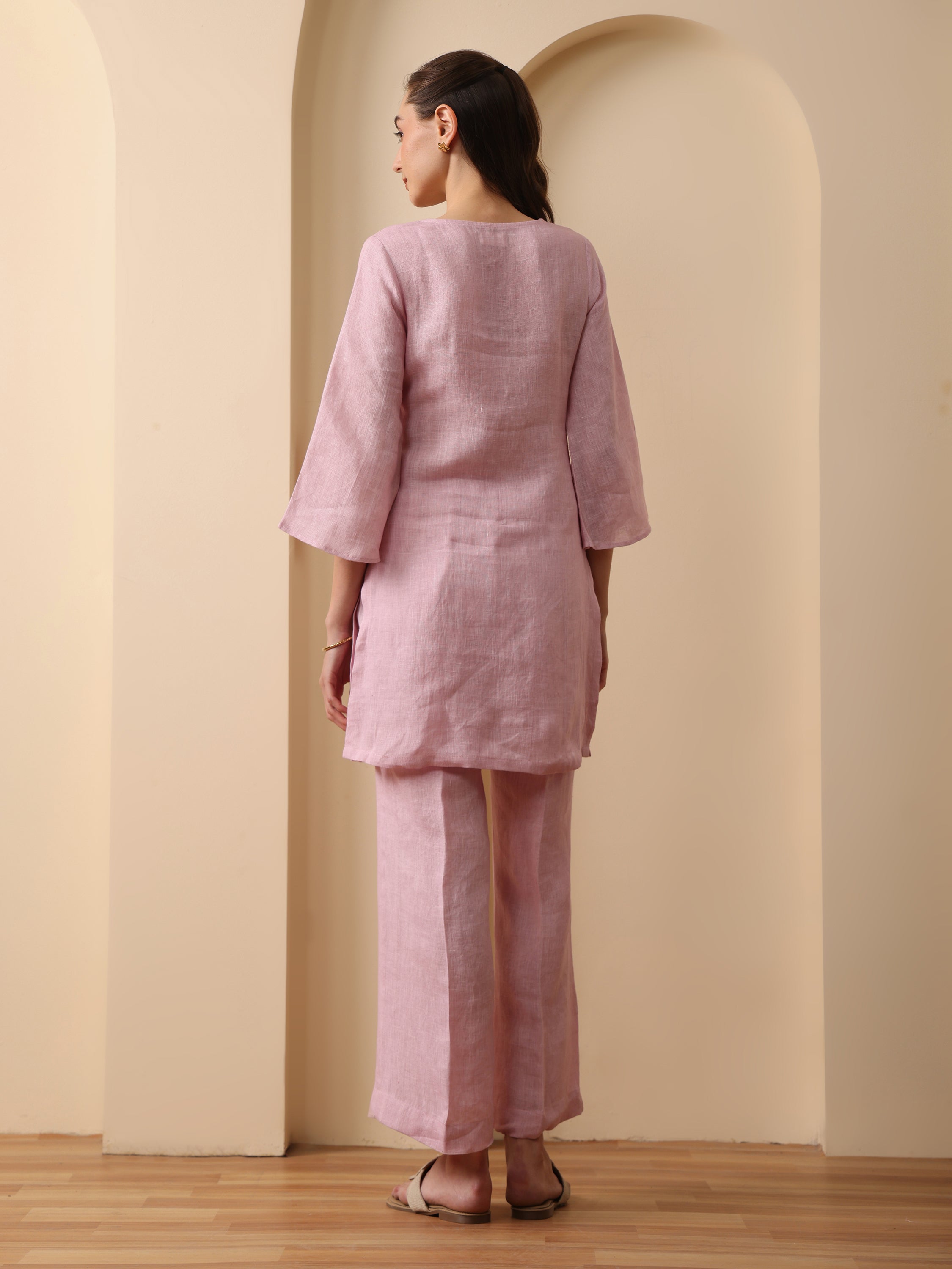 Primrose Pink lenin v neck kurta with pant