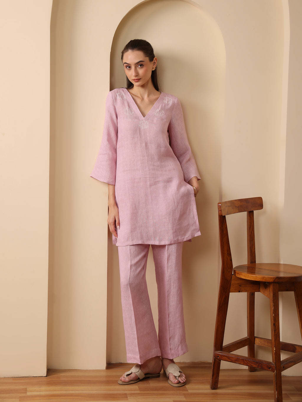 Primrose Pink lenin v neck kurta with pant