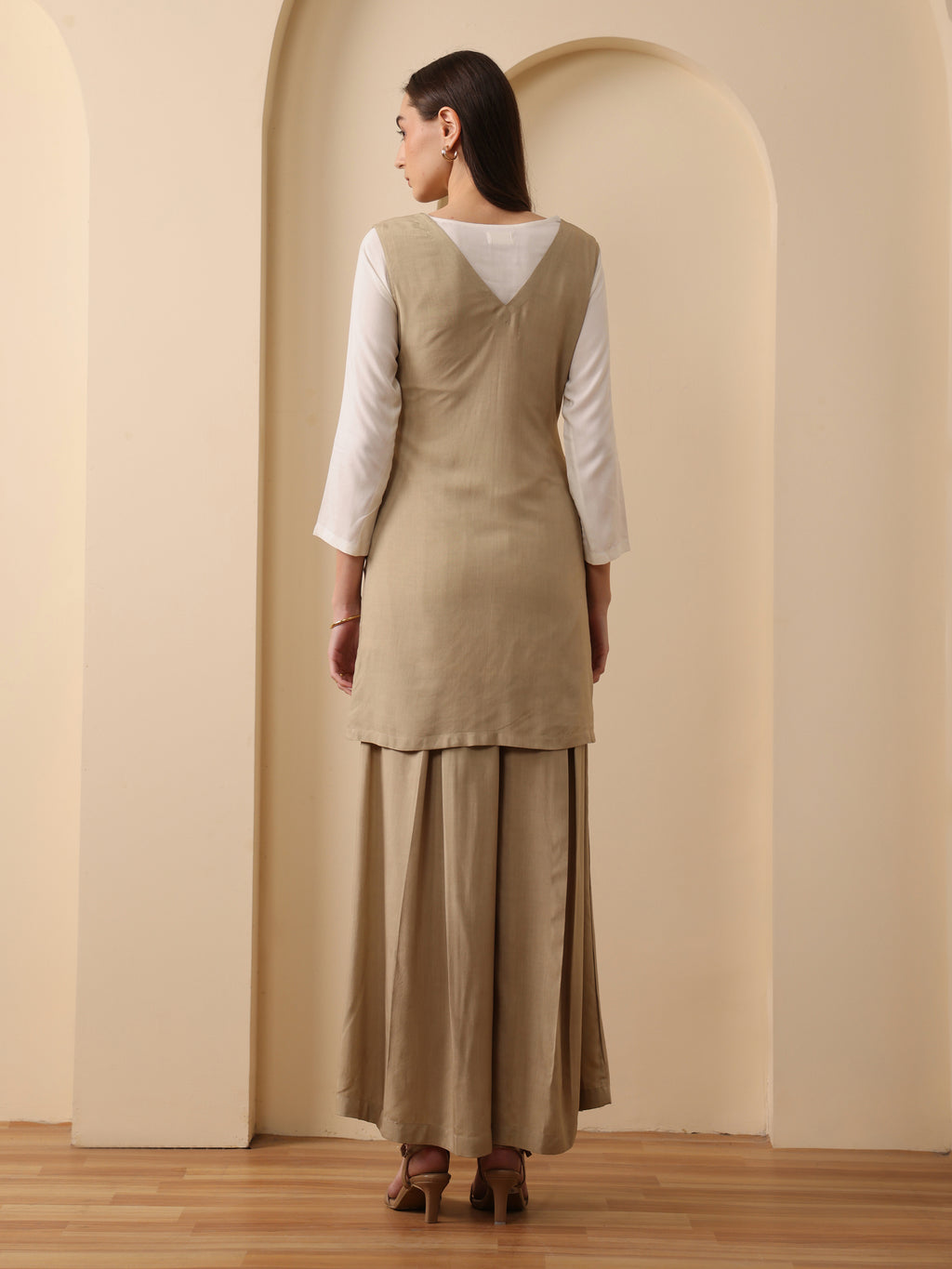 Summer sand embroidered tunic with flared pant and solid white inner(set of 3)