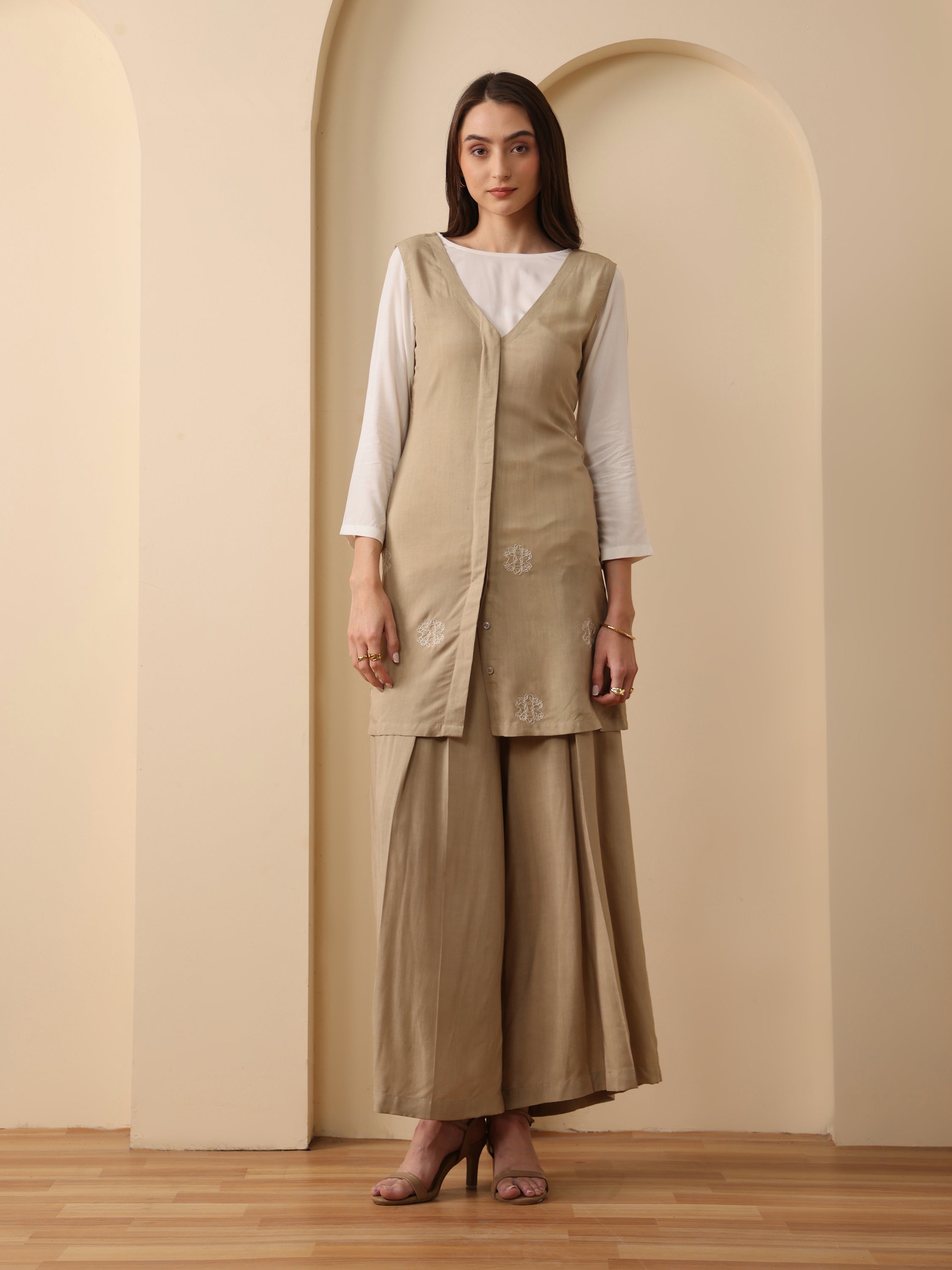 Summer sand embroidered tunic with flared pant and solid white inner(set of 3)